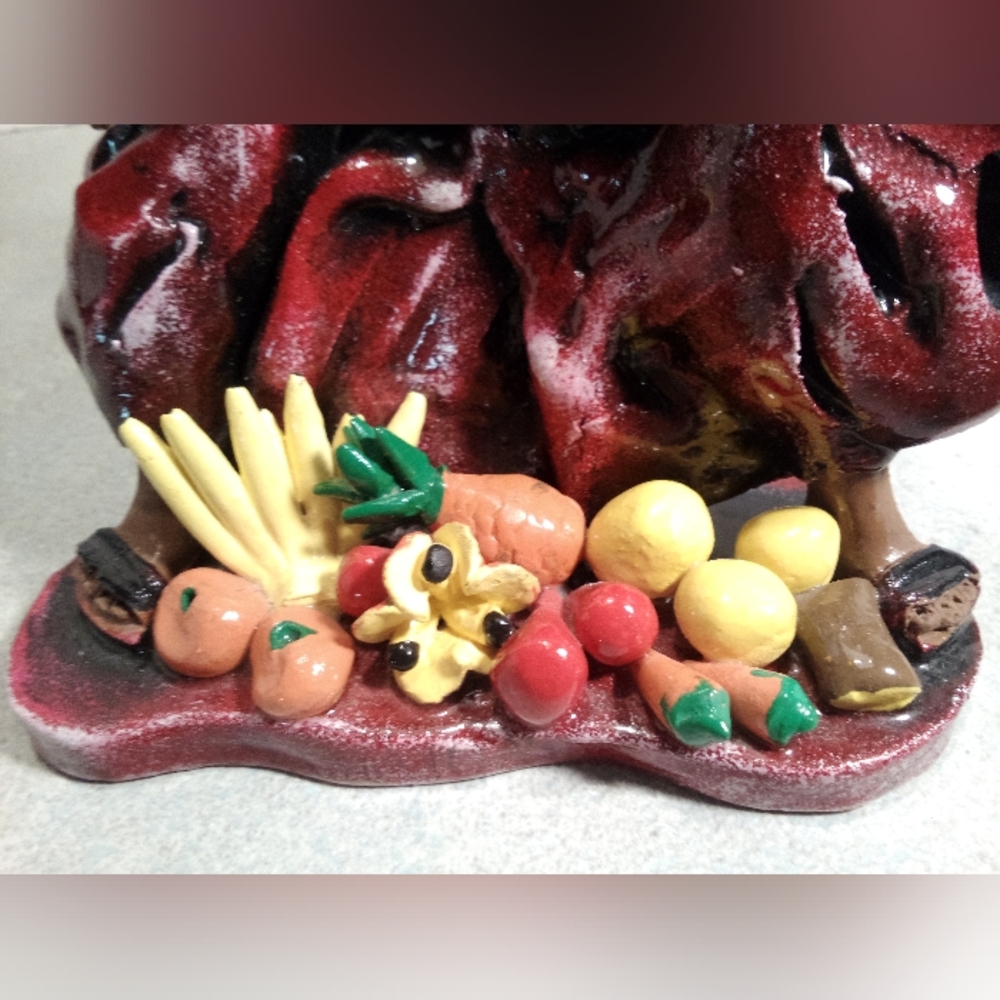 Jamaican Hand Crafted Red Clay Sculpture Market Lady Signed - Picture 6 of 9